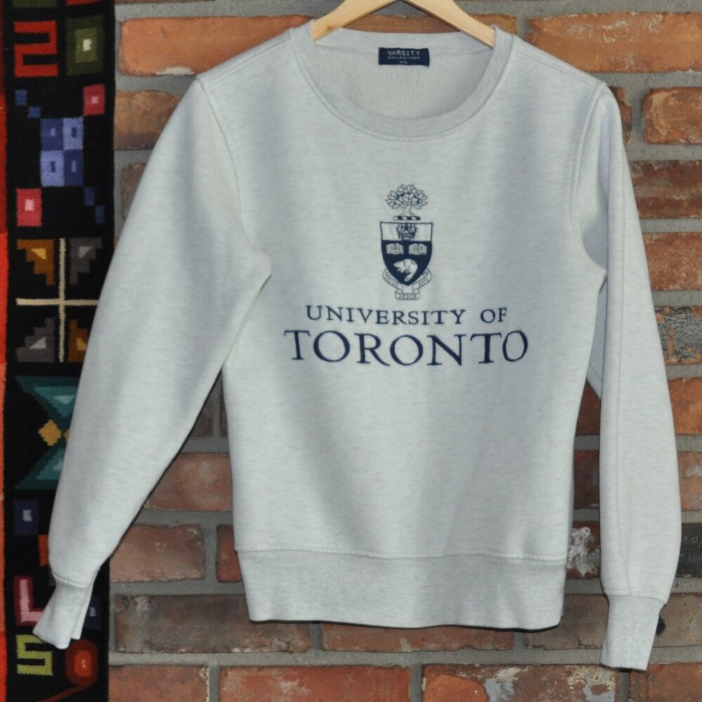 University of Toronto Varsity Light Grey Crew Neck EMBROIDERED SWEATER M